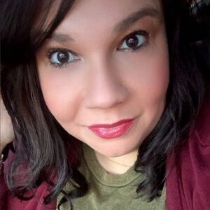 Meet your Posher, Rebecca